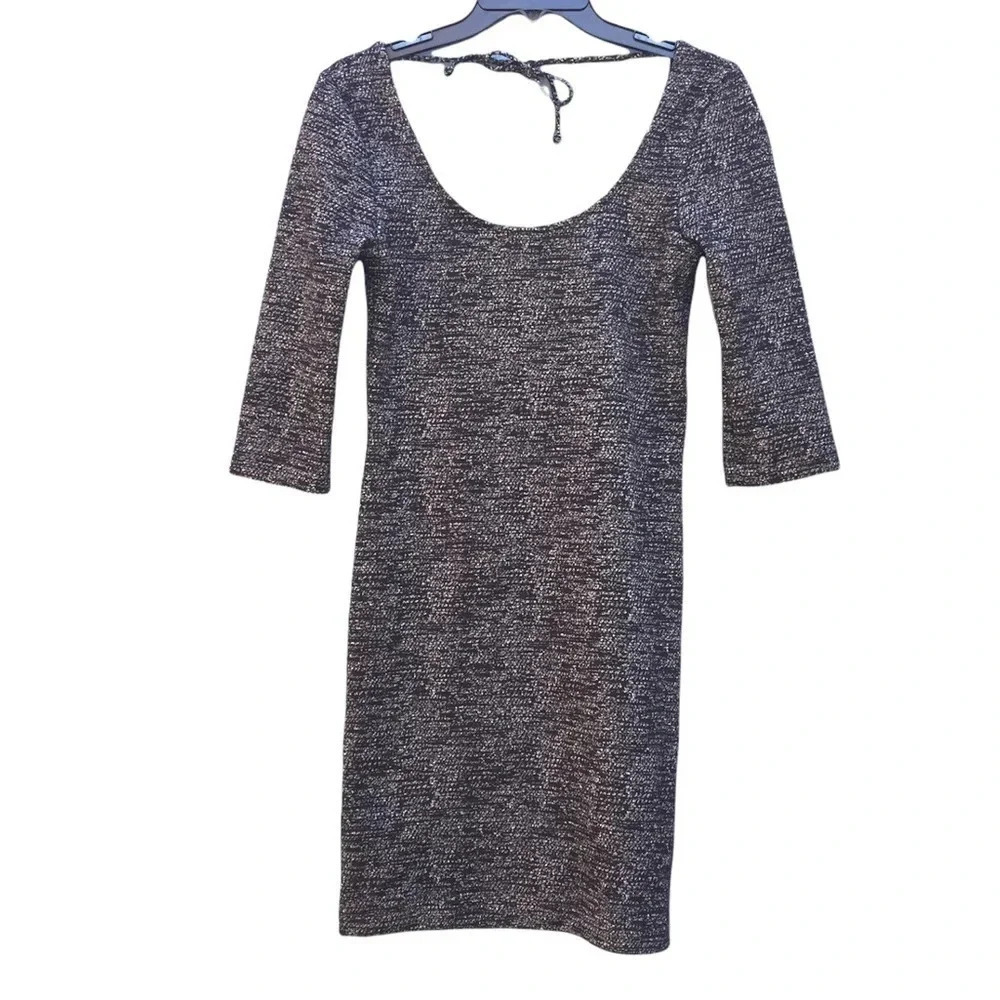Le Chateau Black & White Fitted Bodycon 3/4 Sleeve Scoop Neck Dress Size Small